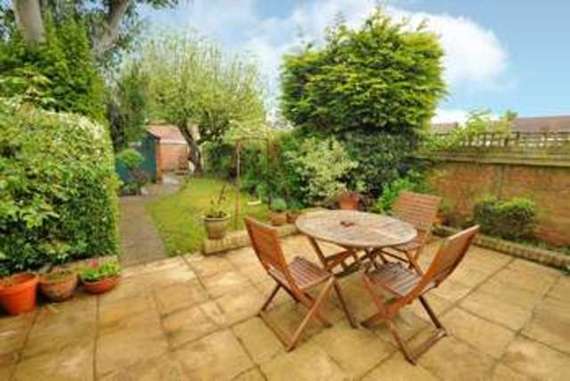 3 bedroom Semi-Detac...